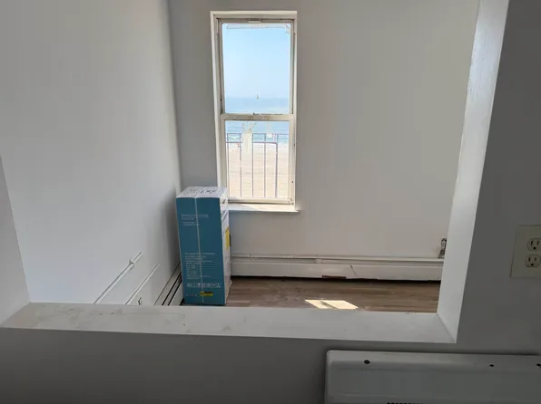 129 Beach 118th Street image 13 of 35