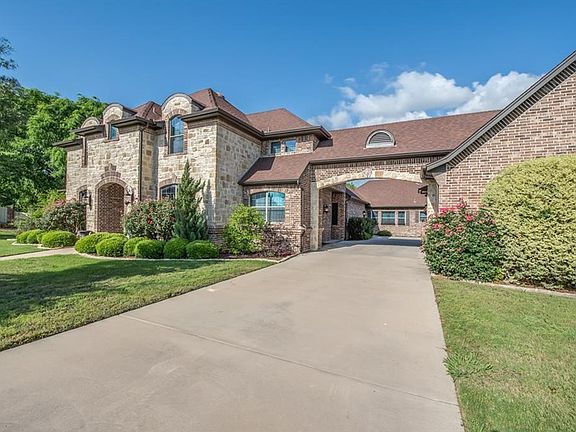 2nd image of 2217 Clear Creek Ct