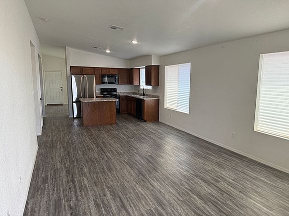 5th image of 7533 E 45th St