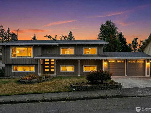 12563 SE 71st Street, Newcastle, WA 98056