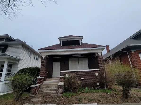 7633 S Eberhart Ave, Chicago, IL 60619