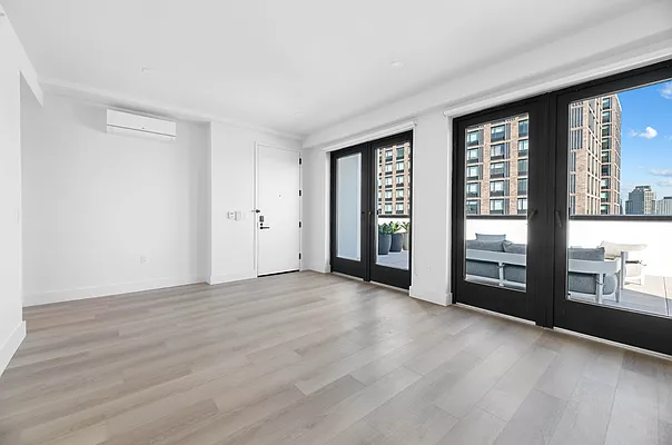 Rented by REAL New York | media 82