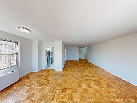 5th image of 250 E 73rd St APT 16E