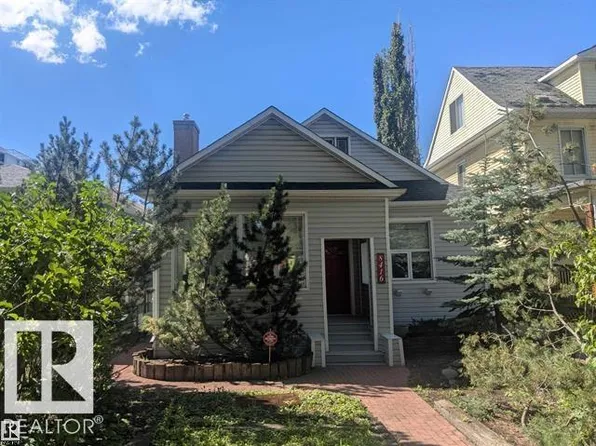 8416 104th St NW, Edmonton, AB T6E 4G2