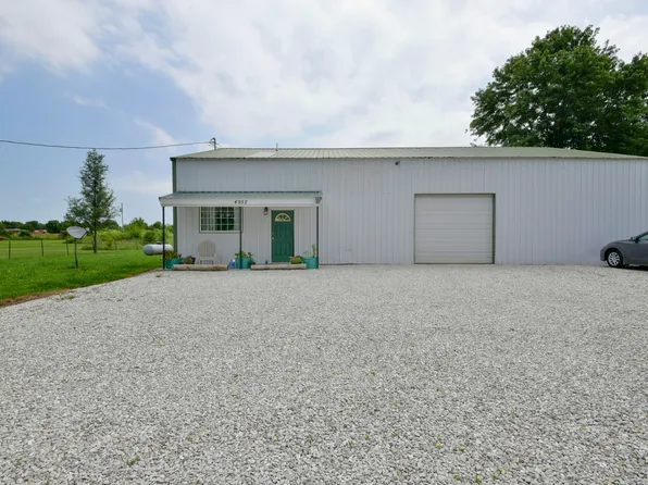 4952 Highway F, Bolivar, MO 65613