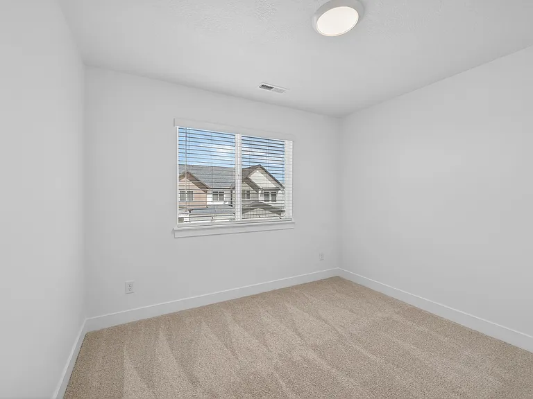 12672 S Bishop Pass Cv — Photo 26