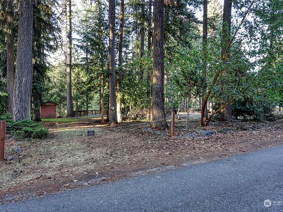 2nd image of 22406 Blue Lake Court SE