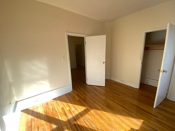 5th image of 319 Fairmount Ave APT 12