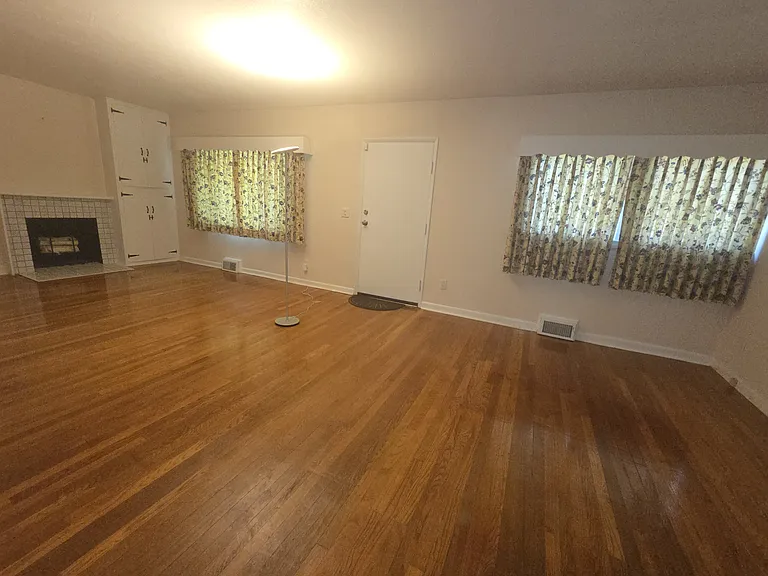 331 Campfield Ave — Photo 7