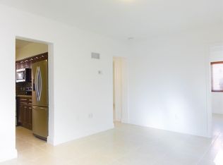 870 SW 3rd St #33, Miami, FL 33130