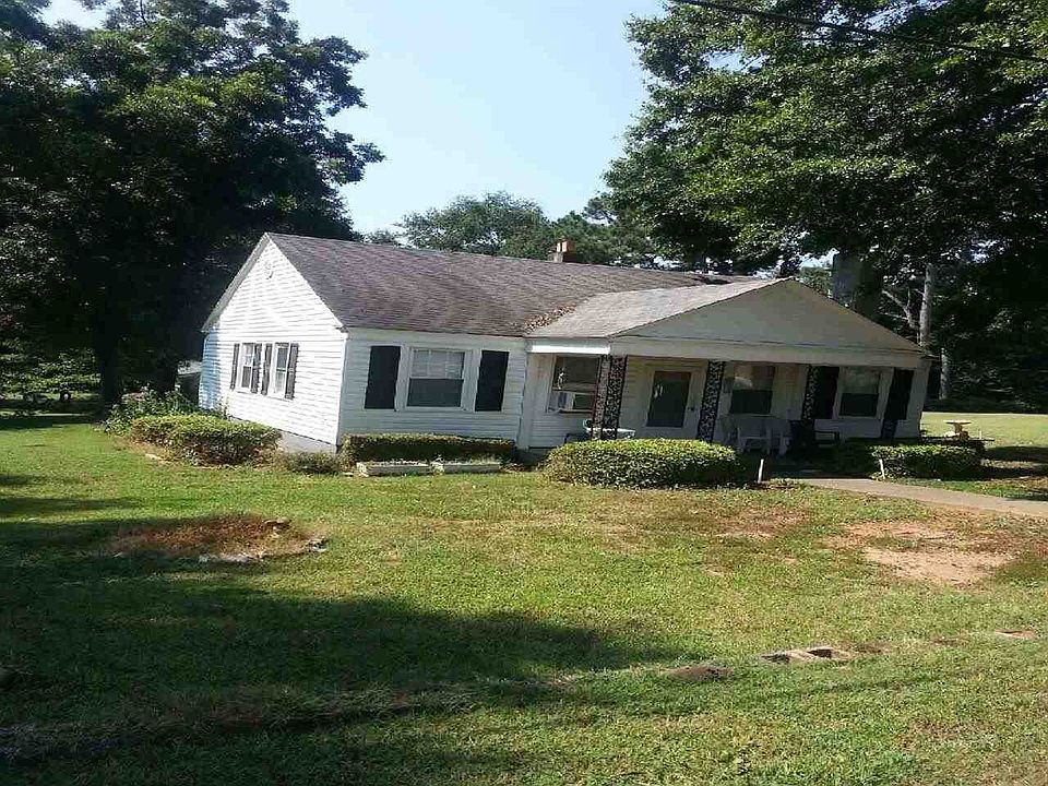 2nd image of 824 Syphrit Rd