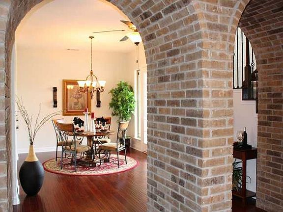4th image of 3013 Oak Vista Ln