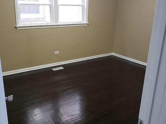 5th image of 5571 W Gladys Ave