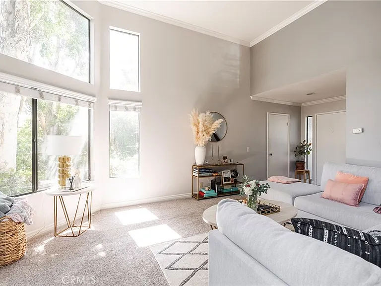 5715 E Stillwater Ave — Photo 4
