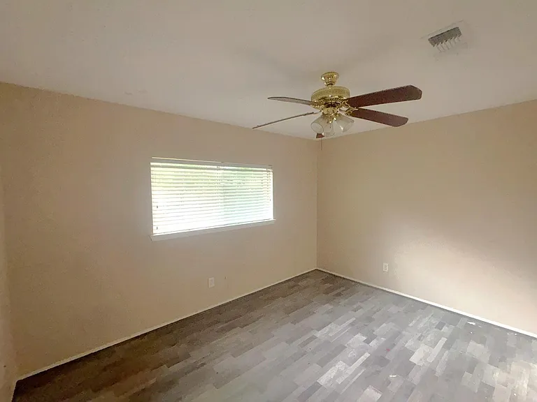 17323 Camberwell Green Ln — Photo 13
