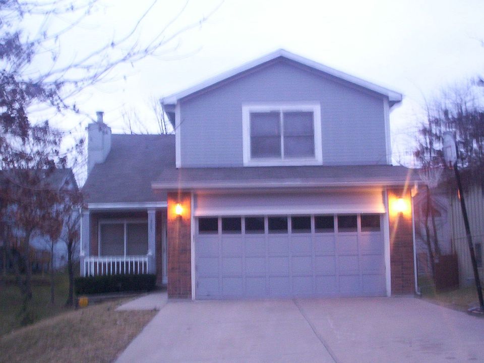 Front of House 1.5 Story