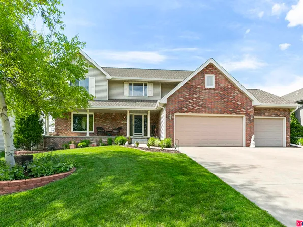 16710 S St, Omaha, NE 68135