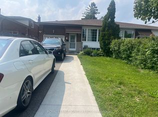 8 Madison St, Brampton, ON L6S 3C5