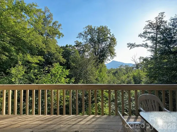 352 Bolt Rd, Lake Lure, NC 28746