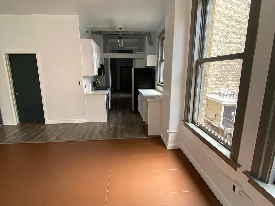 1st image of 215 W 7th St APT 701