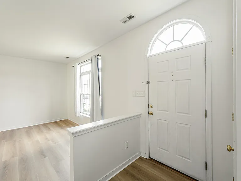 1429 New Haven Ct — Photo 20