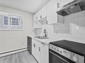 10045 154th St NW, Edmonton, AB