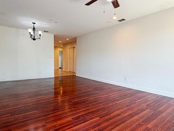 4th image of 5927 Lemon Park Way