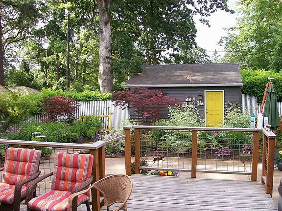 Outdoor living room