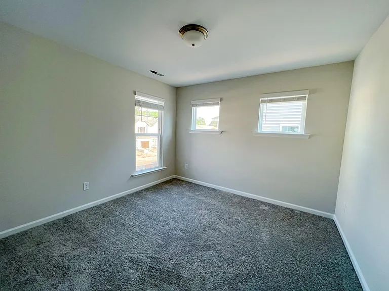 1508 Smoky Mountains St — Photo 16