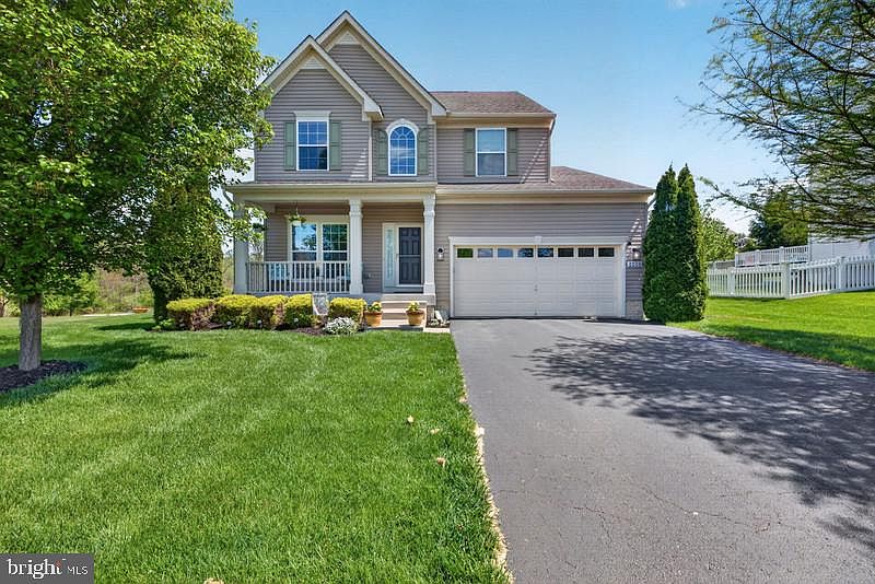 1st image of 2209 Fieldbrook Ln