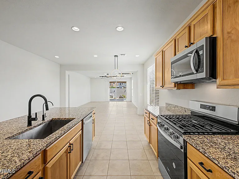 8954 W San Juan Ave — Photo 16