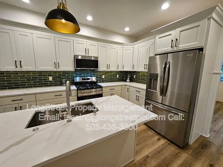 11819 SW 60th Ave — Photo 18