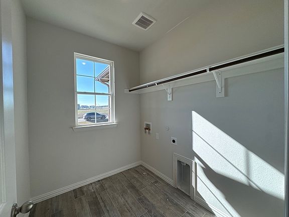 7th image of this home