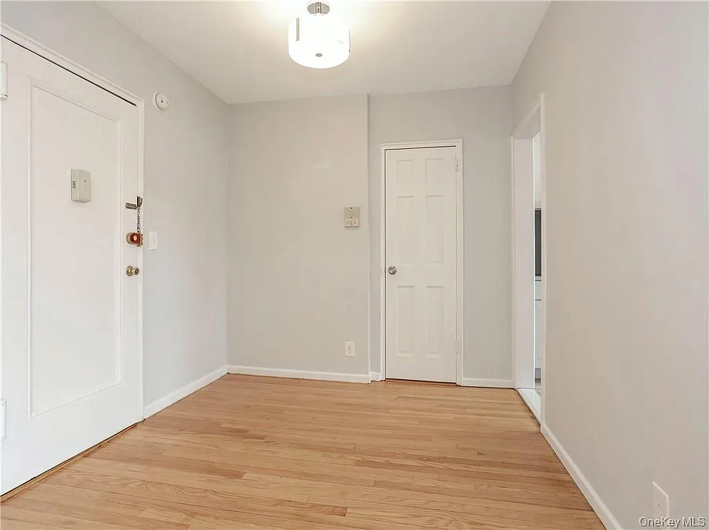 Studio, 530 sqft, $1,950 — Photo 3