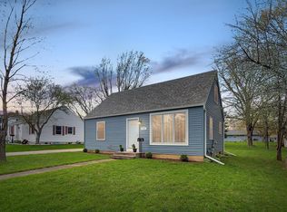 430 Windsor St, Sun Prairie, WI 53590