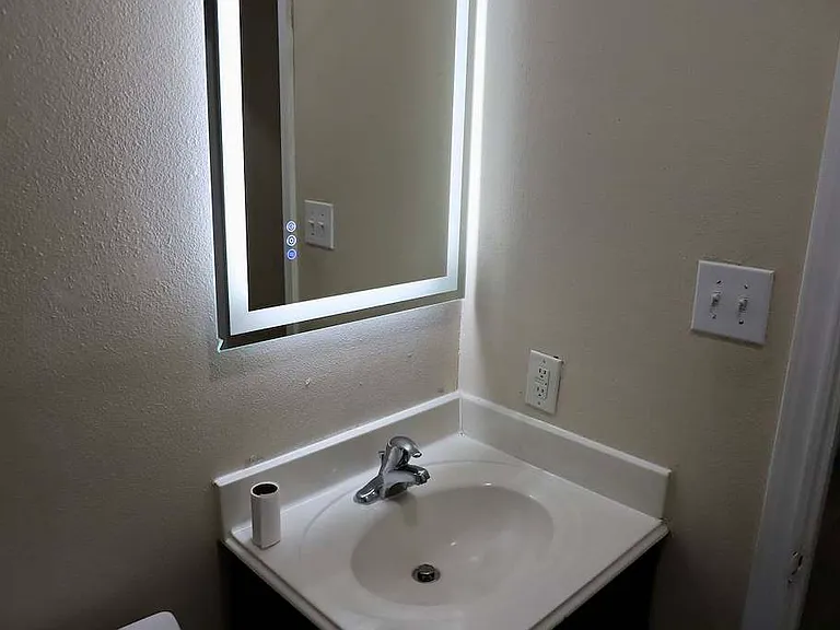 7407 Saxon Hill Ln — Photo 22