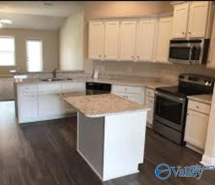 2nd image of 14302 Lavender Ct