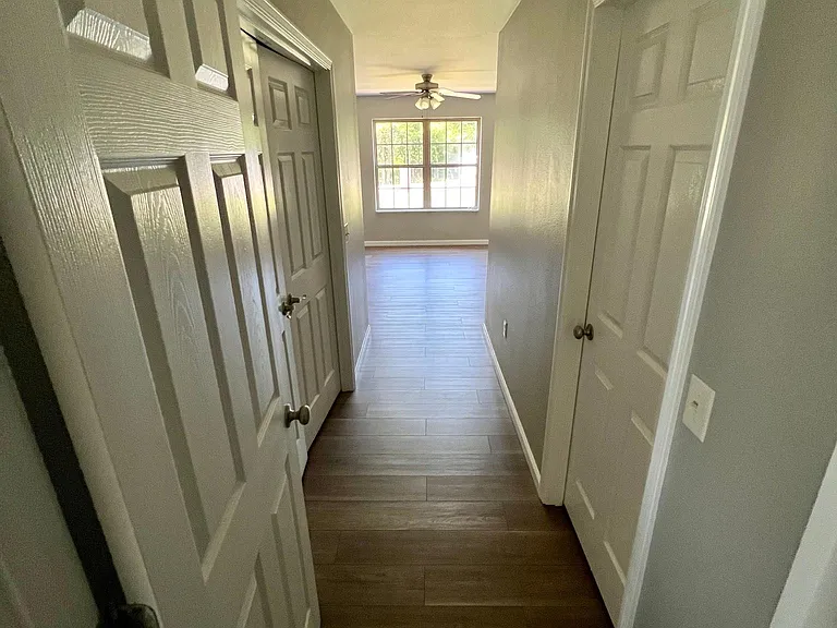 317 Stonegate Dr — Photo 16