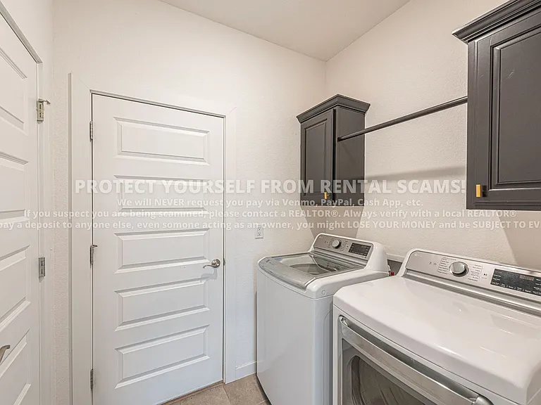 4397 W Newton Ave — Photo 18