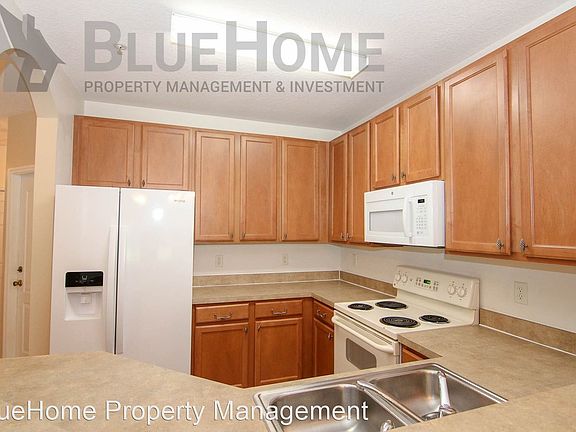 2nd image of 13931 Daniels Landing Cir