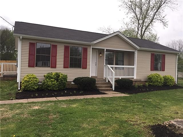 2nd image of 2443 Paddock Dr