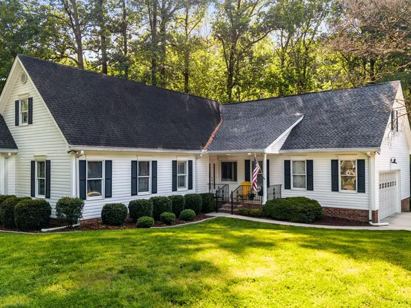 2013 Woodchase Way NE, Cleveland, TN 37311