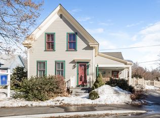 36 Grove St, Kennebunk, ME 04043