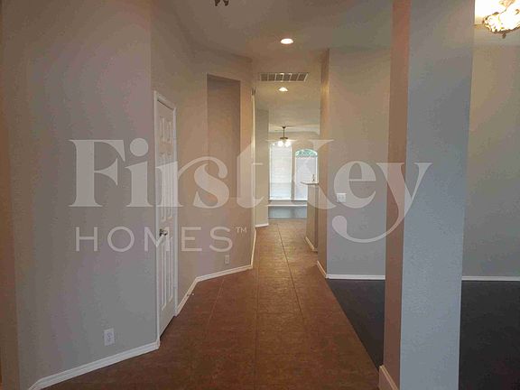 2nd image of 707 Geary Dr