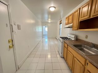 90 Armstrong Ave #2E, Jersey City, NJ 07305