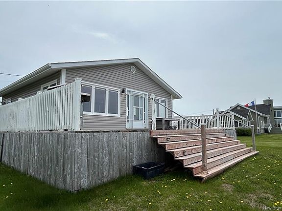 4th image of 7731 Du Havre St #2