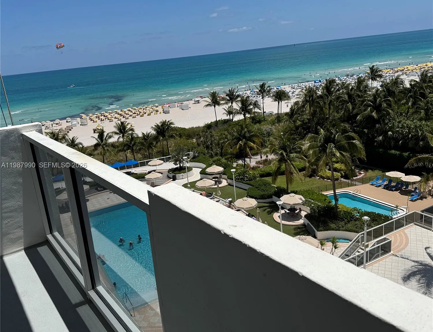The Decoplage Condo — Photo 2