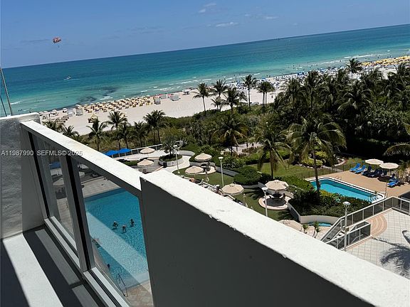 2nd image of 100 Lincoln Rd #836