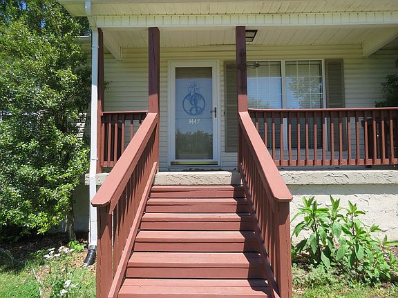 2nd image of 3447 Southmeade Dr