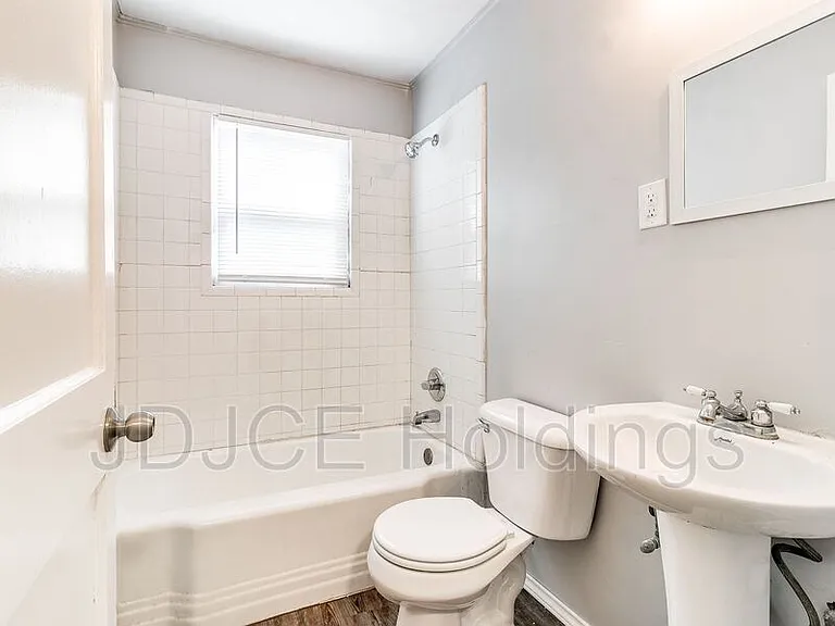 536 E Northrup Dr — Photo 12